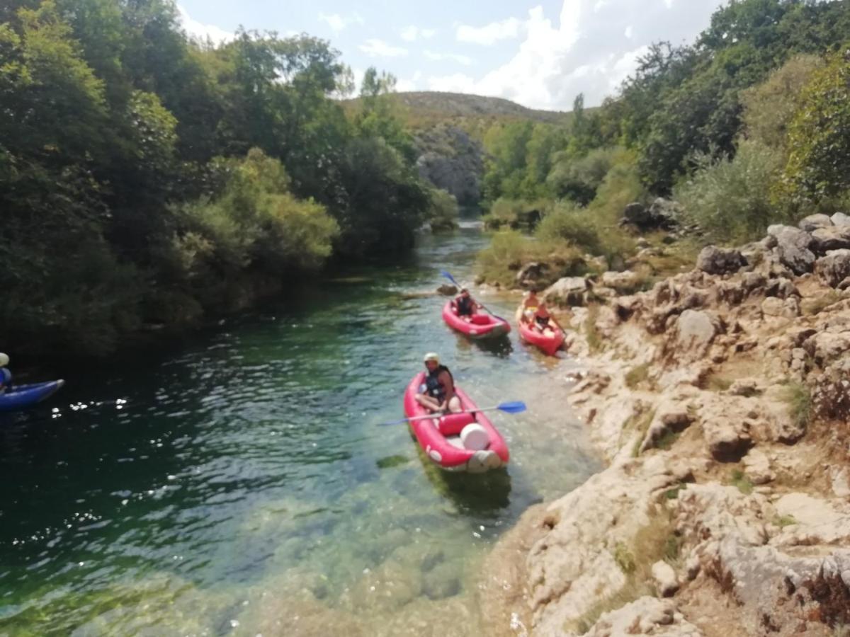 Apartment Hajduk Starigrad Paklenica Εξωτερικό φωτογραφία